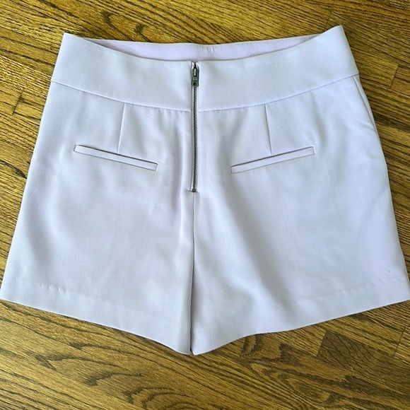 Alice + Olivia Lavender High Waisted Shorts Size 12 - Picture 2 of 7